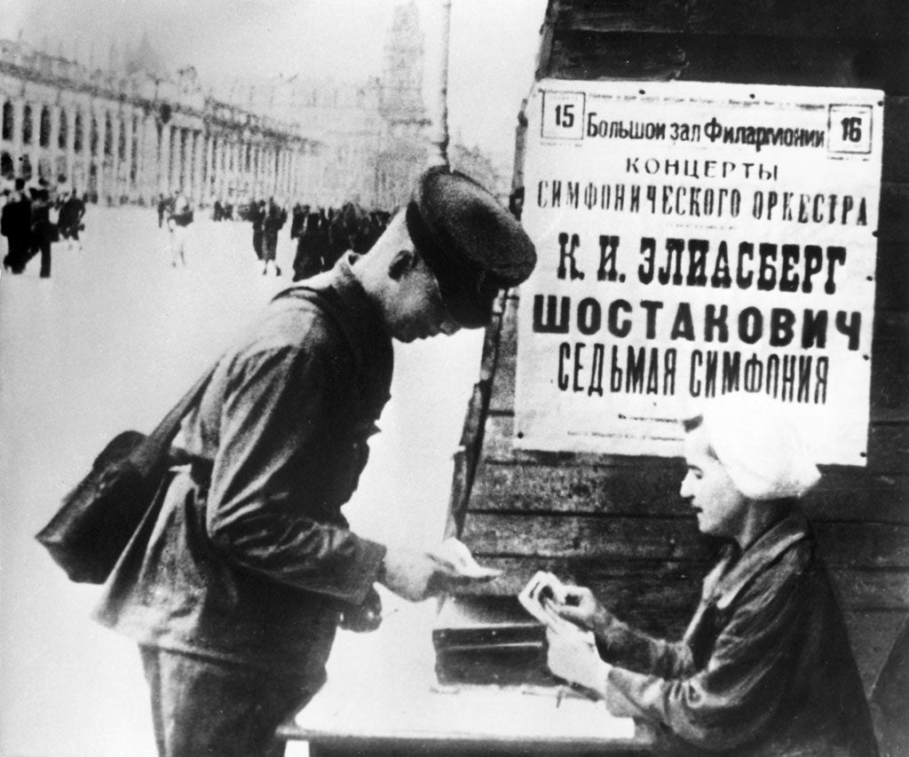 Tickets on sale for the symphony in Leningrad in 1942