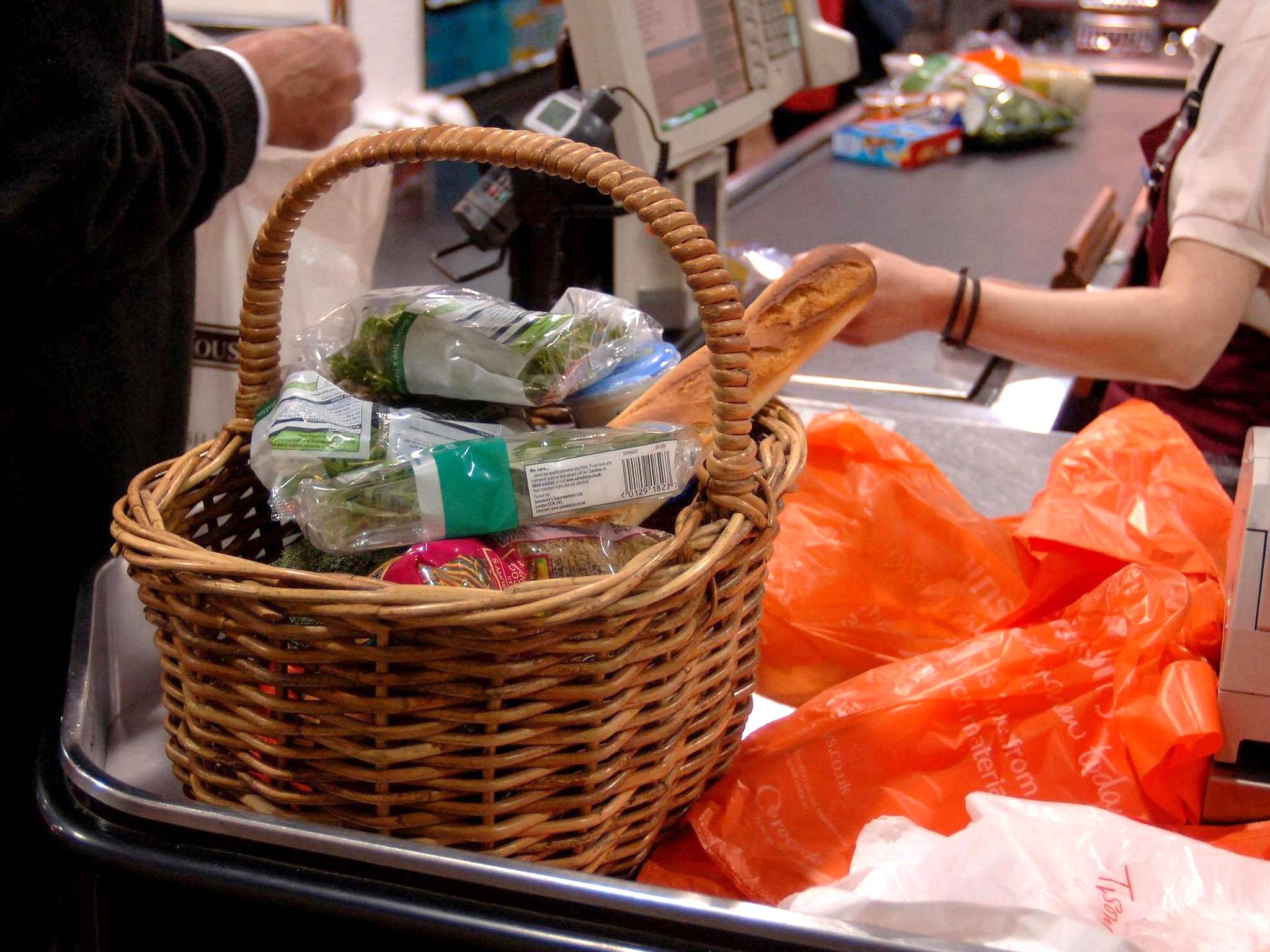 The biggest contribution to the fall in the inflation rate came from a decline in the price of groceries