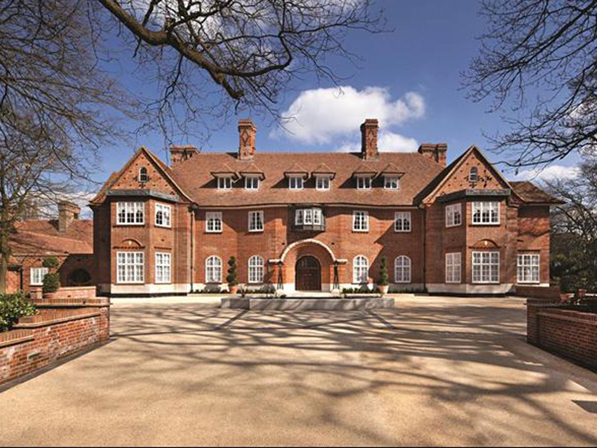 The Bishops Avenue, Hampstead Garden Suburb, London N2. On with Knight Frank for £65,000,000
