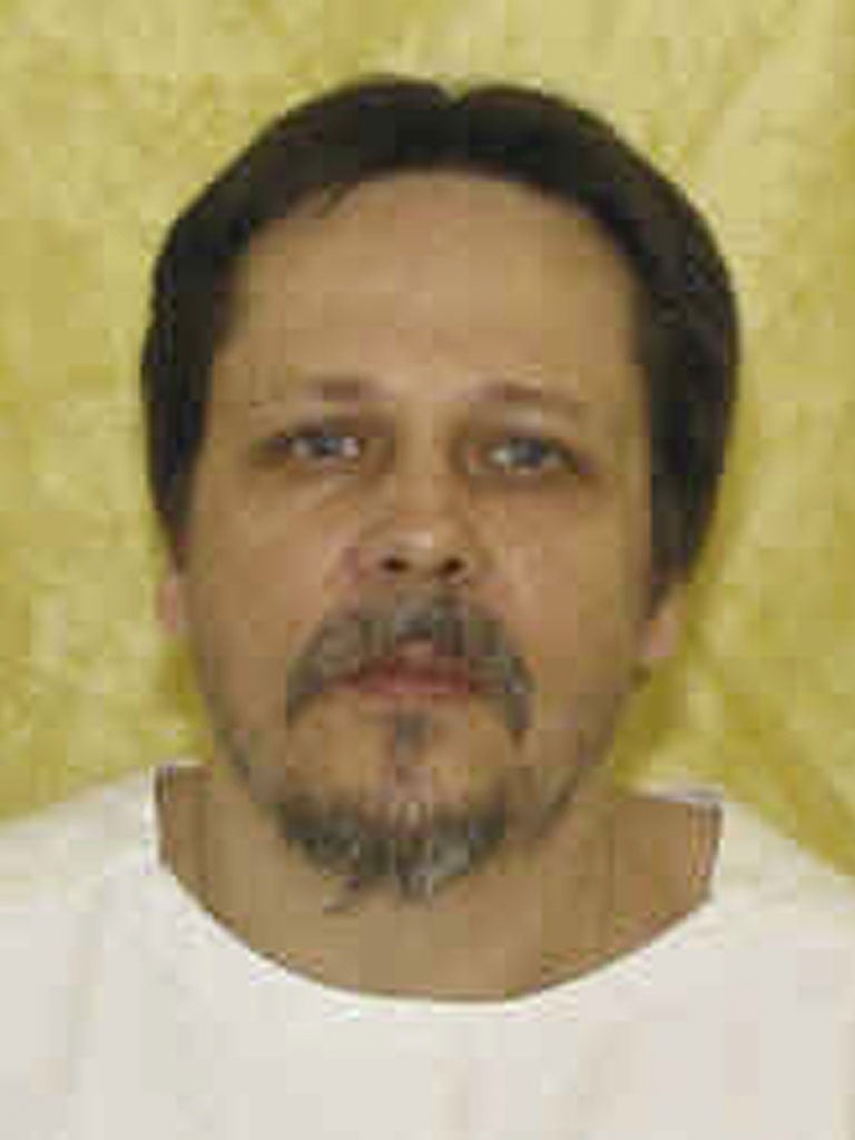 Murderer Dennis McGuire took more than 15 minutes to die, according to witnesses in the Ohio prison