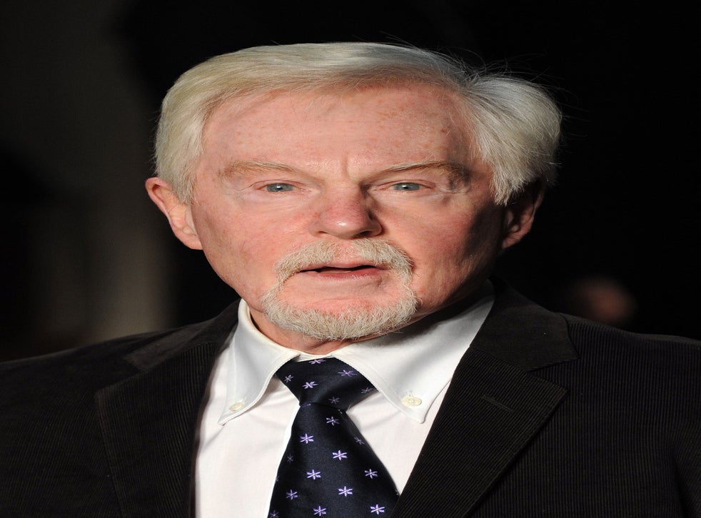 Backstage: Busted! Sir Derek Jacobi to sit for live sculpture | The ...