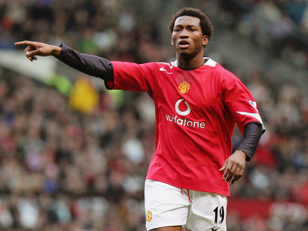 Eric Djemba-Djemba pictured playing for United