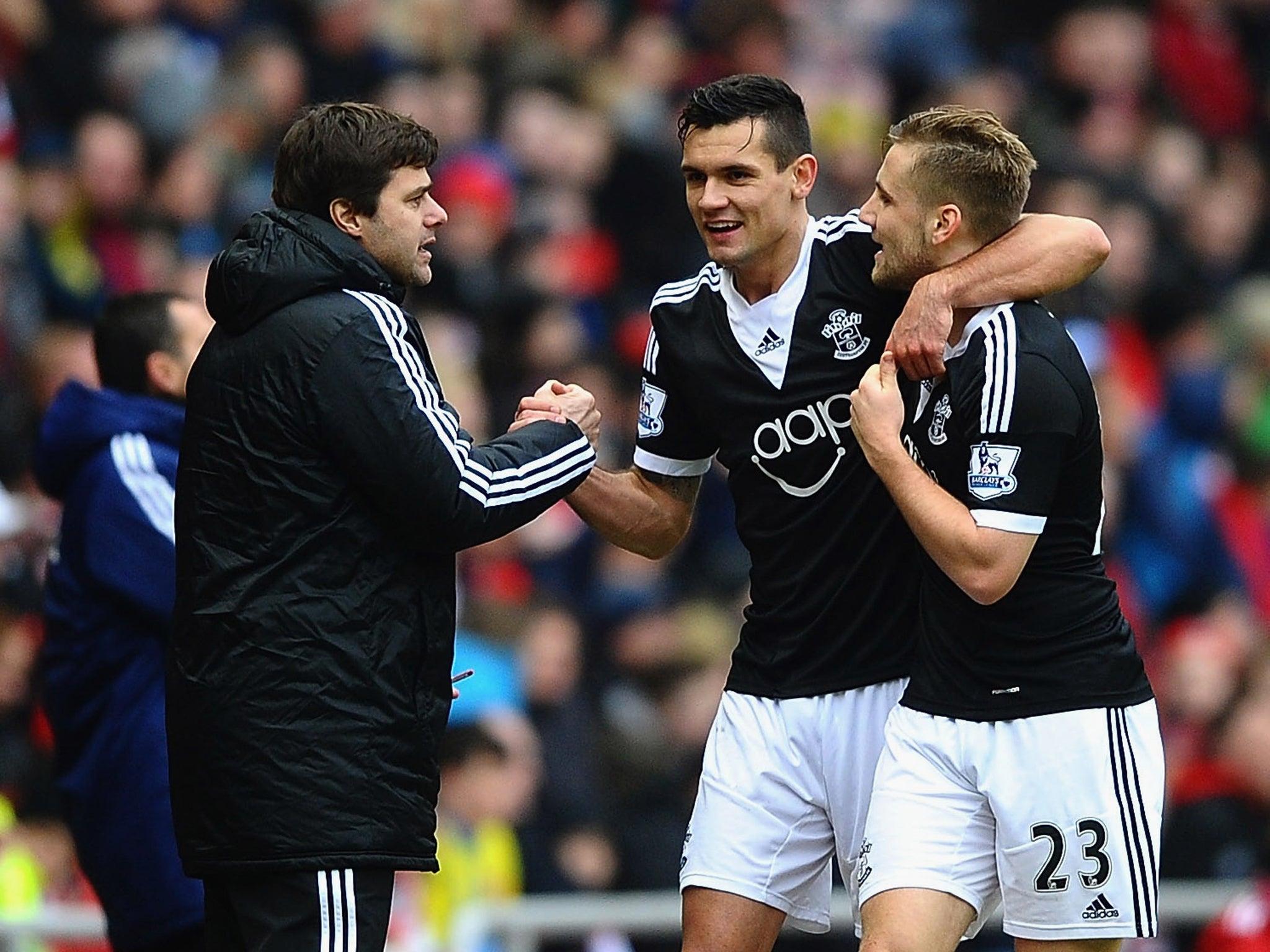 Mauricio Pochettino with members of the Southampton squad