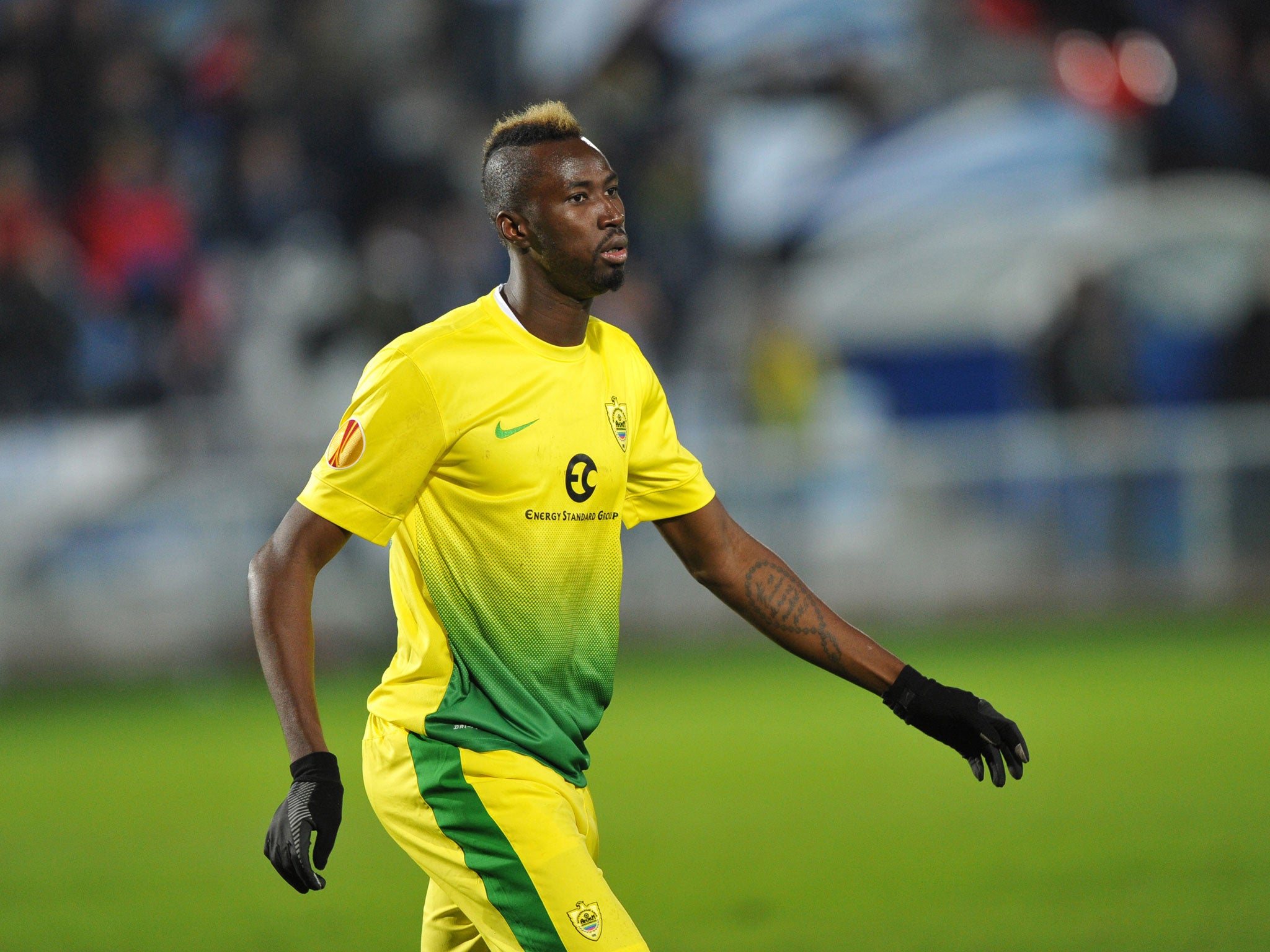 Lacina Traore looks set to complete a move to Everton, subject to a work permit