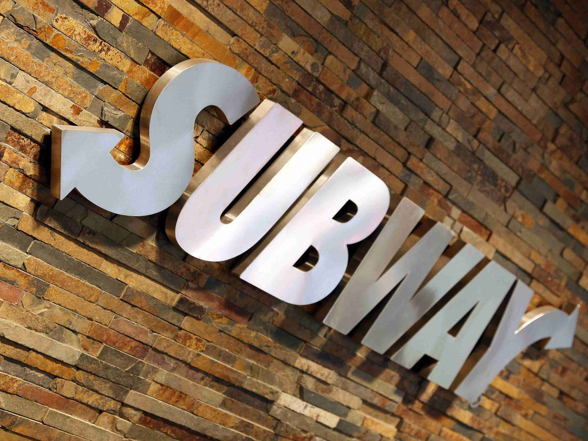 Subway will remove 'yoga mat' chemical azodicarbonamide from its USA