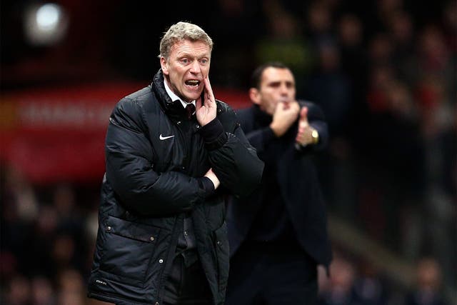 David Moyes and Gus Poyet urge their teams on as extra-time edges nearer