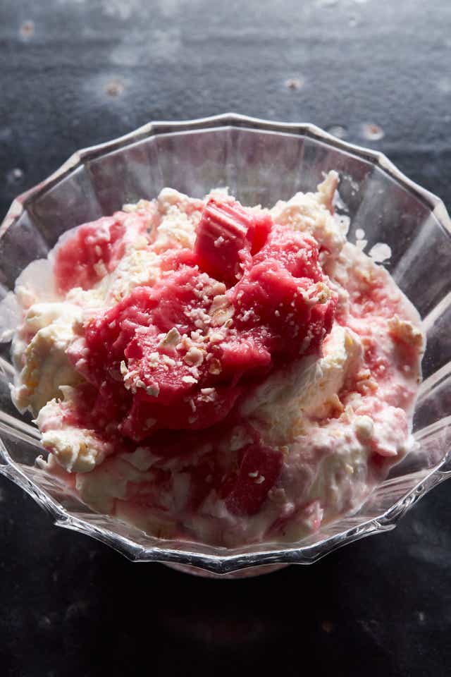 Cranachan with Rhubarb is a dead simple dessert to make and it's full of flavour