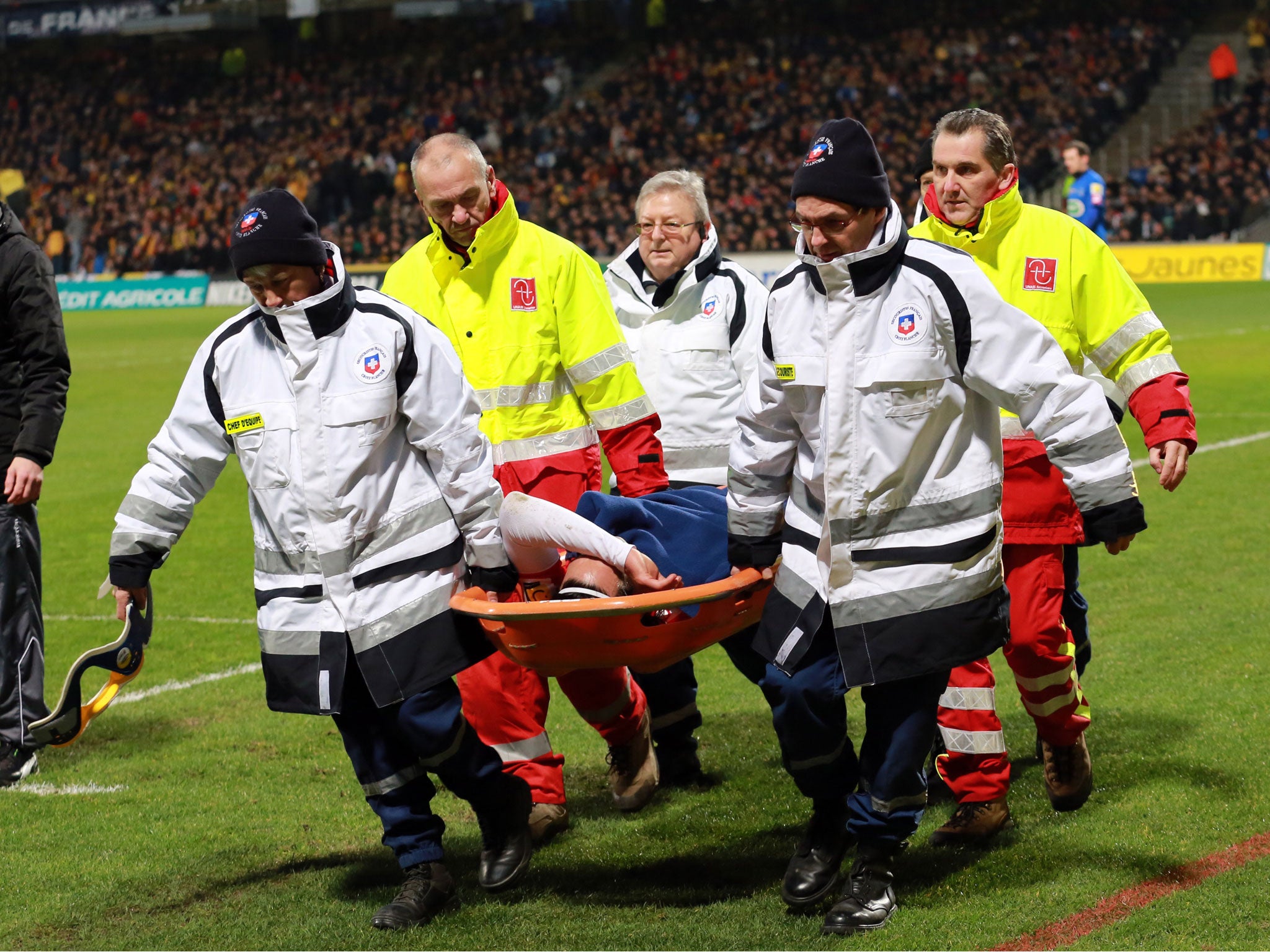 Falcao set to miss World Cup finals in Brazil after damaging his knee in a French Cup match