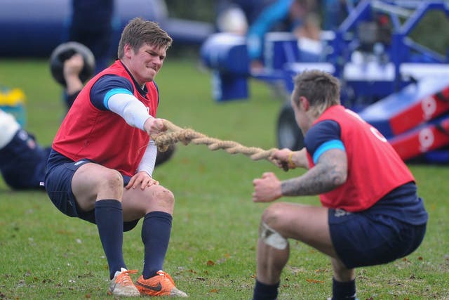 Owen Farrell and Jack Nowell train with the rest of the England squad ahead of the Six Nations 2014
