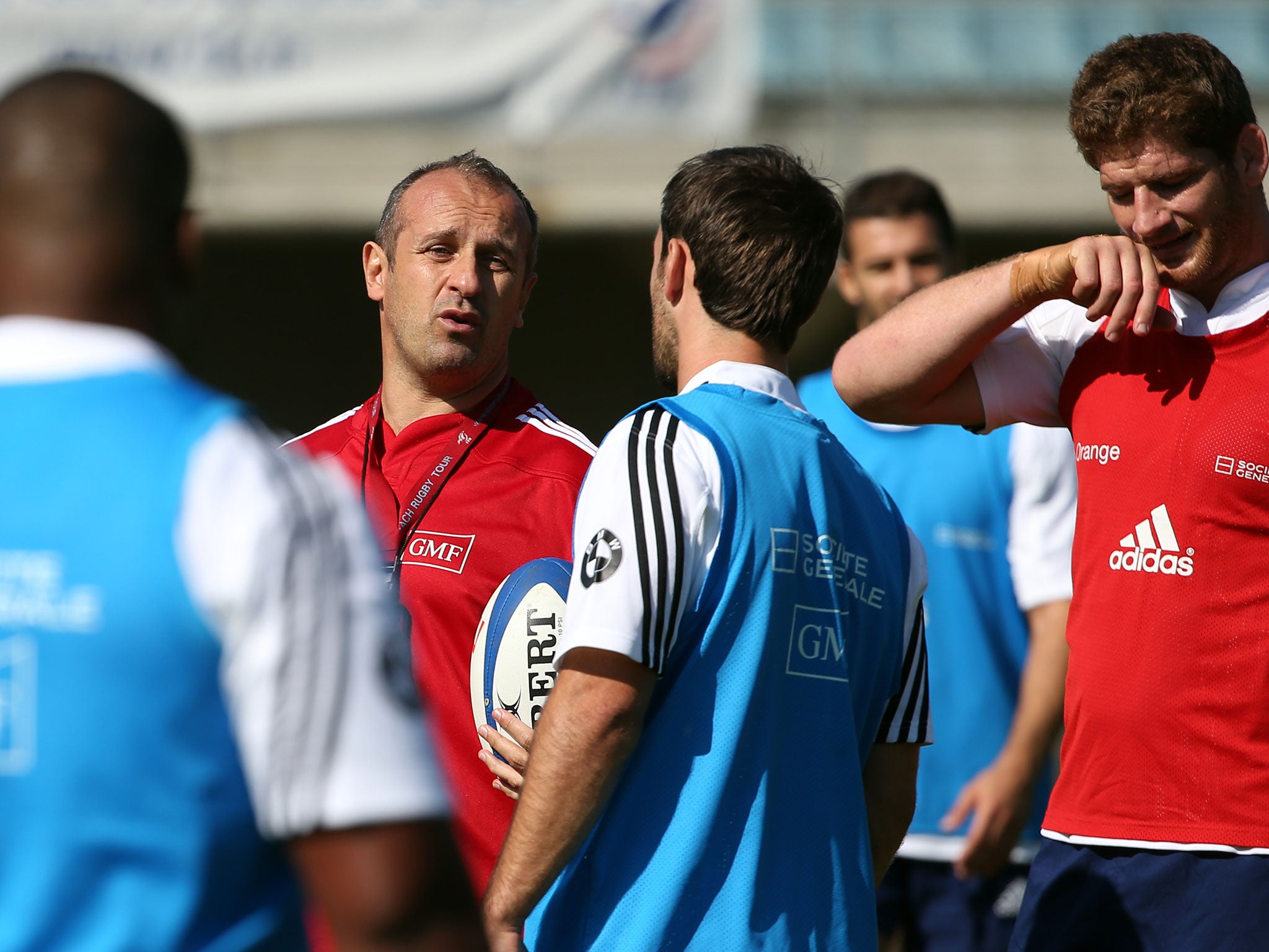 Philippe Saint-André addresses his France team in training ahead of the Six Nations