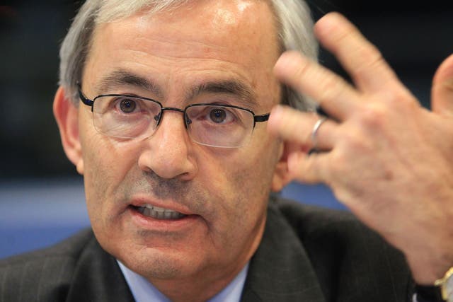 Sir Christopher Pissarides wants to see output levels increase before interest rates are put up