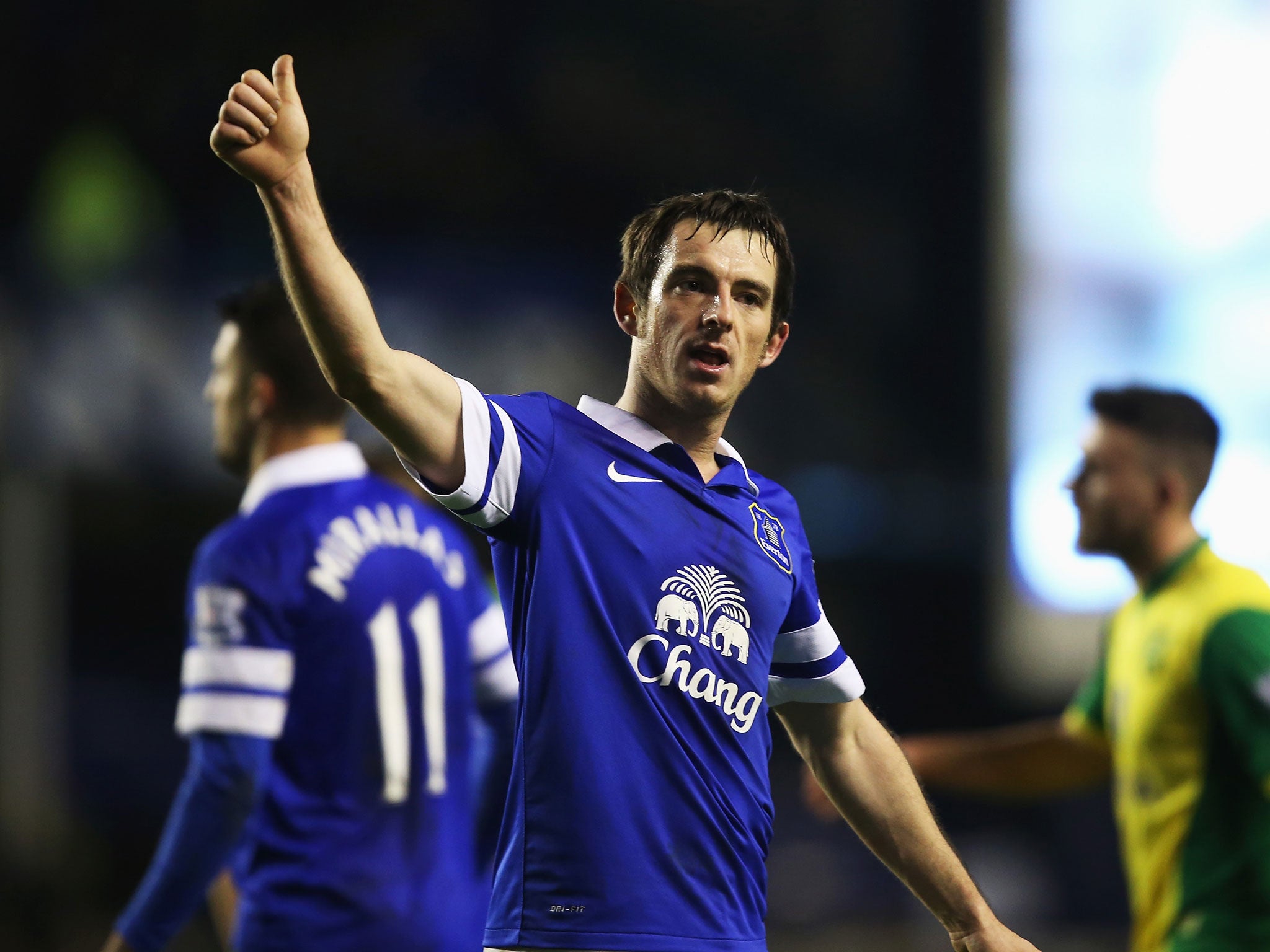 Leighton Baines has signed a new four-year contact with Everton