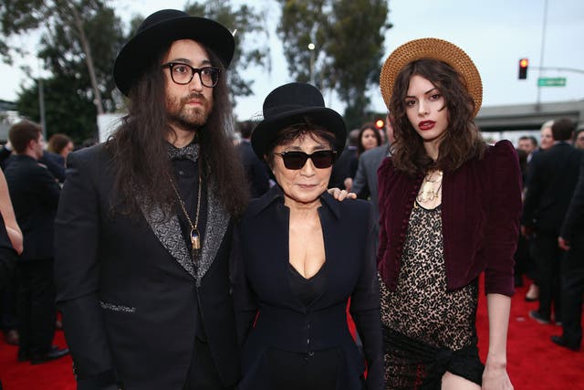 (L-R) Sean Lennon, Yoko Ono and Charlotte Kemp Muhl 