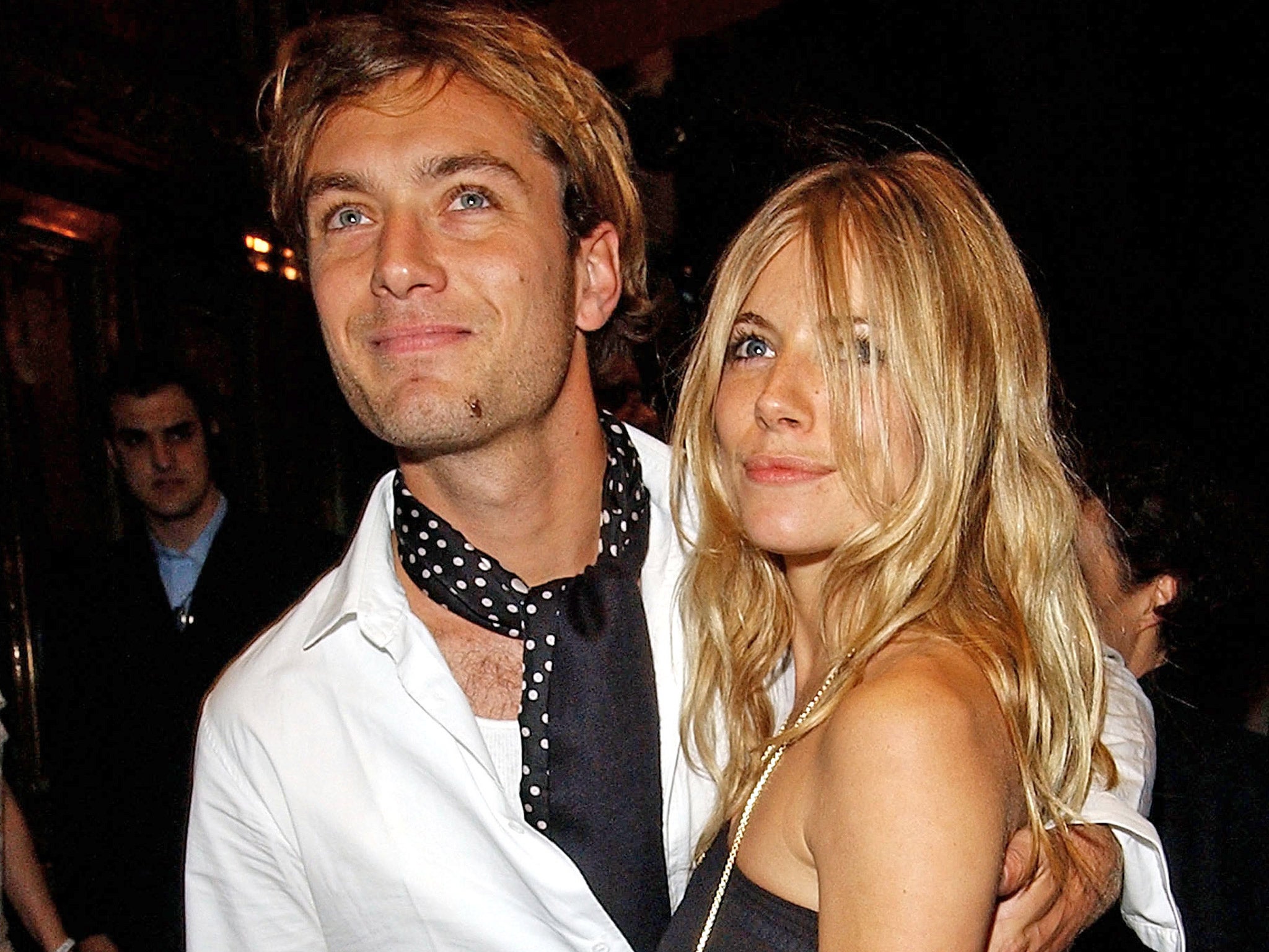 Sienna Miller with Jude Law in 2005 (Getty)