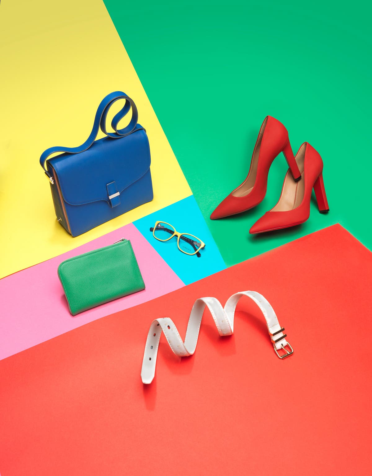 Ready, steady, glow! Colour-block accessories to give your winter look ...