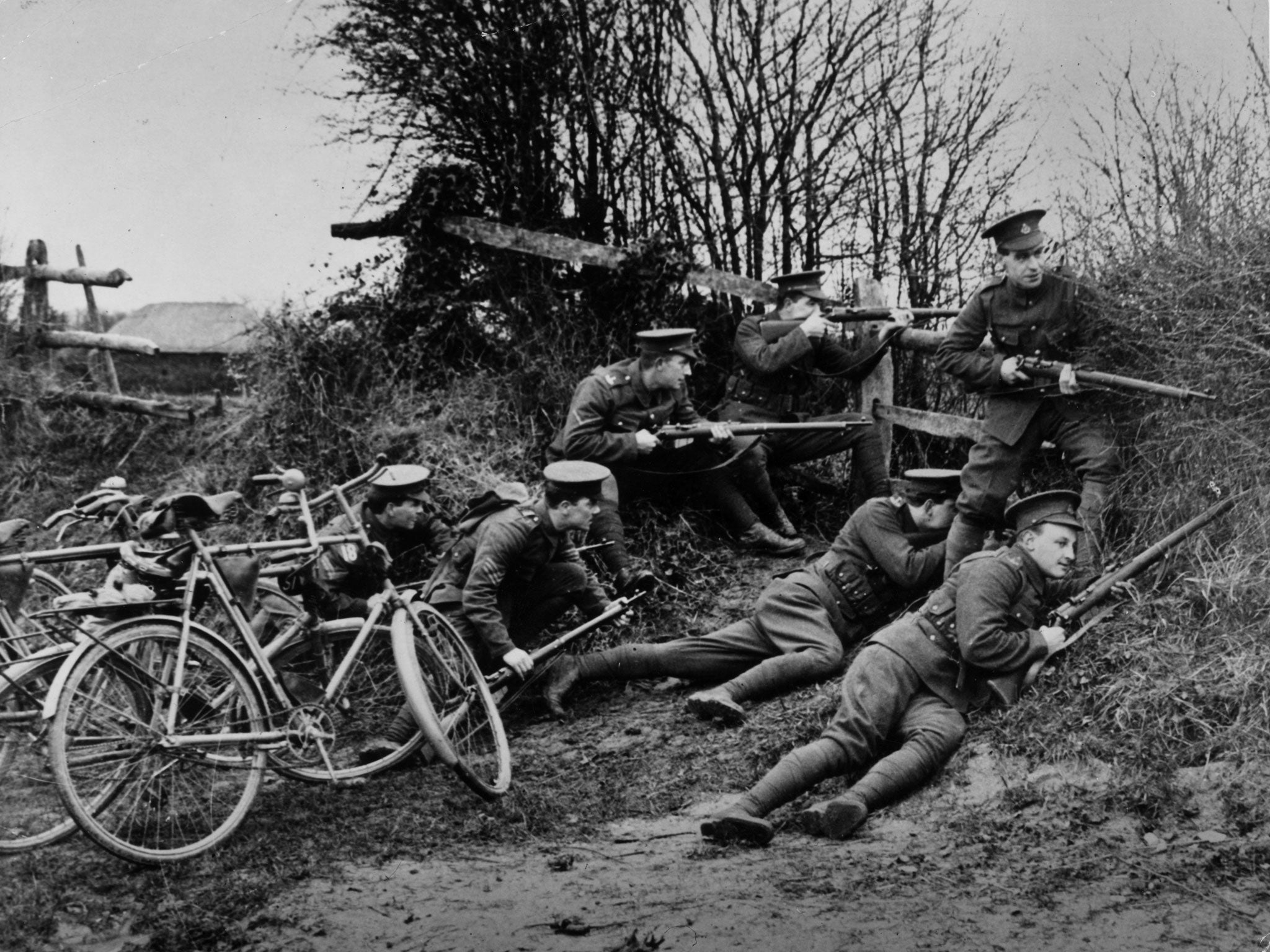 1914: A group of new recruits in training for service in the British Army during World War I (Getty Images)