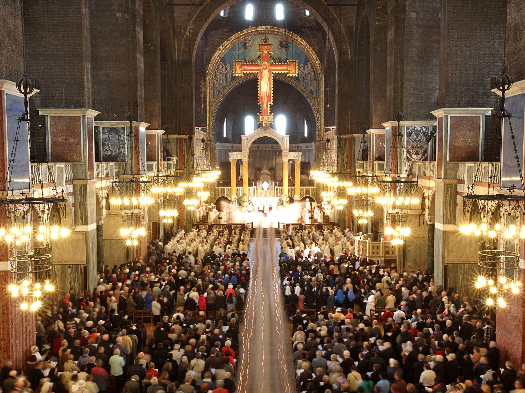 A packed Westminster cathedral