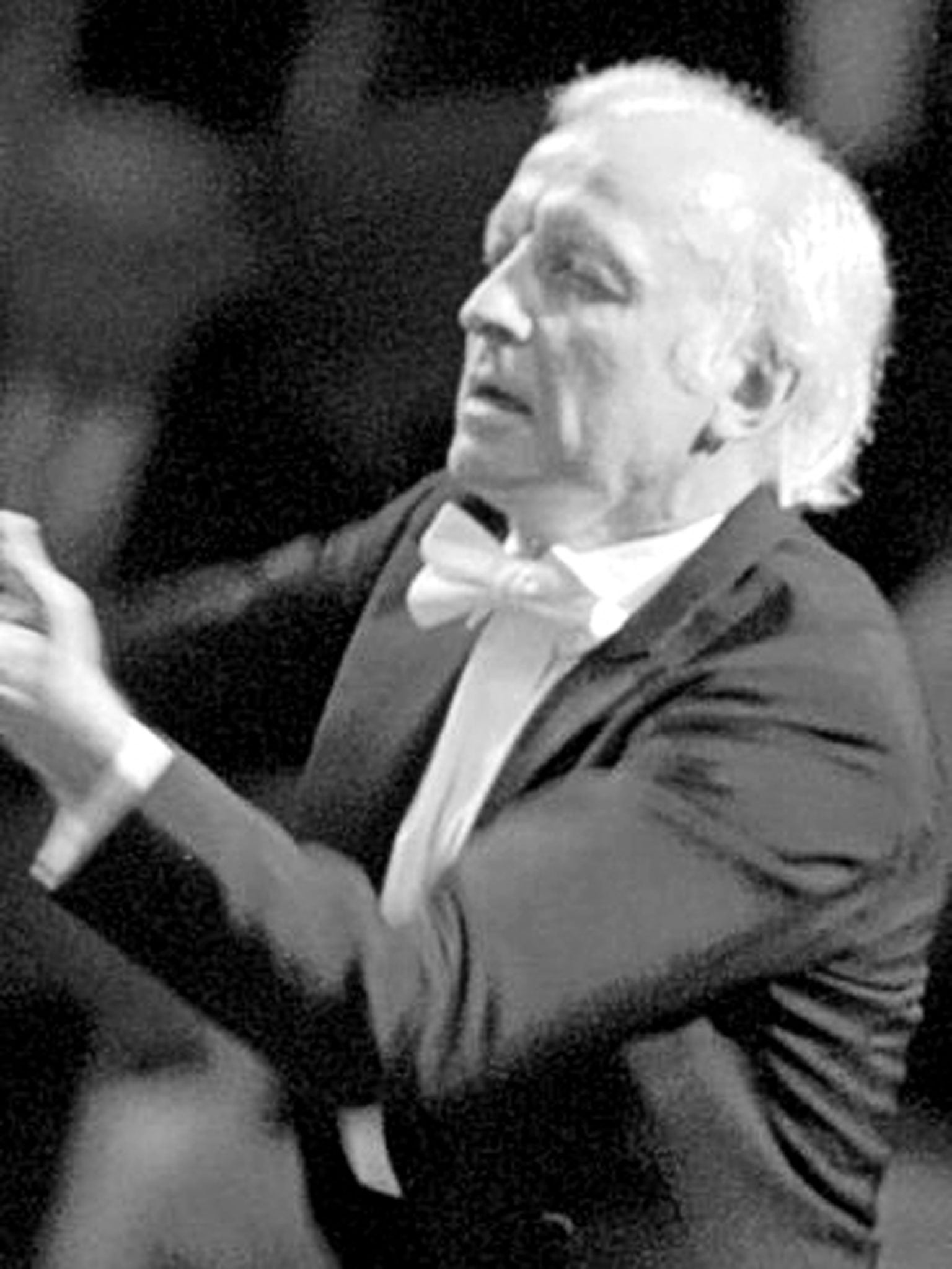 Albrecht conducts the Czech Philharmonic Orchestra in Prague in 1996
