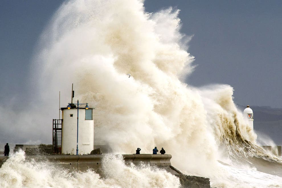 UK weather: Worst is yet to come as 'absolute monster' storm Ruth to ...