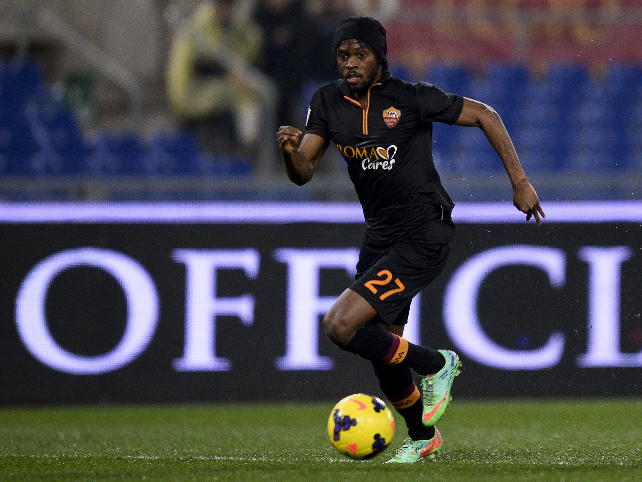 Roma forward Gervinho scored twice in the 3-2 win over Napoli
