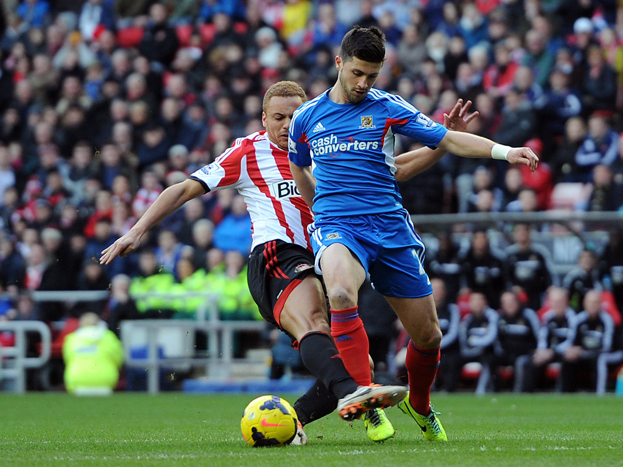 Shane Long scored his second goal in as many games for Hull in the 2-0 win over Sunderland