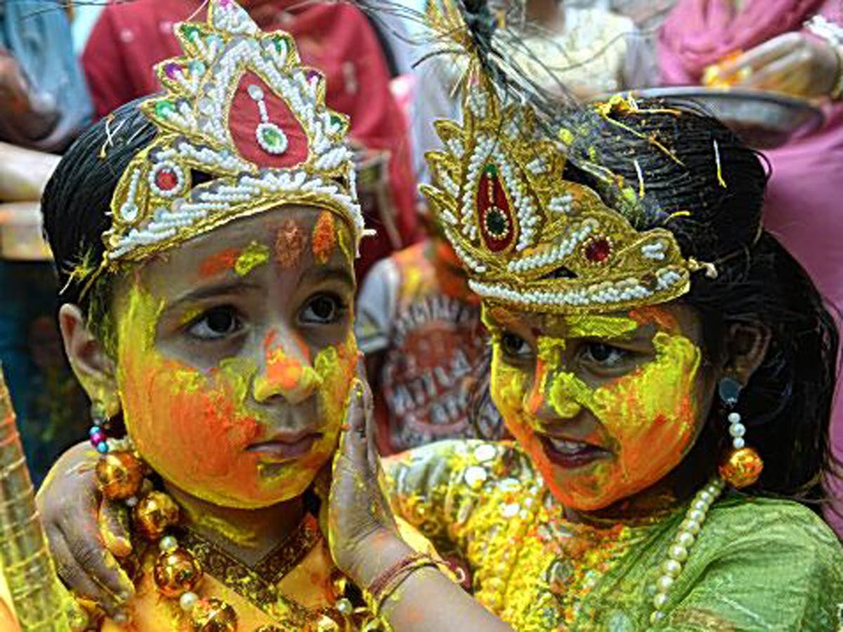 How Indians are marking the Holi festival amid a second Covid wave