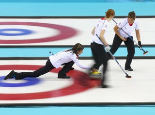 Winter Olympics 2014: Team GB women curlers record first win in Sochi