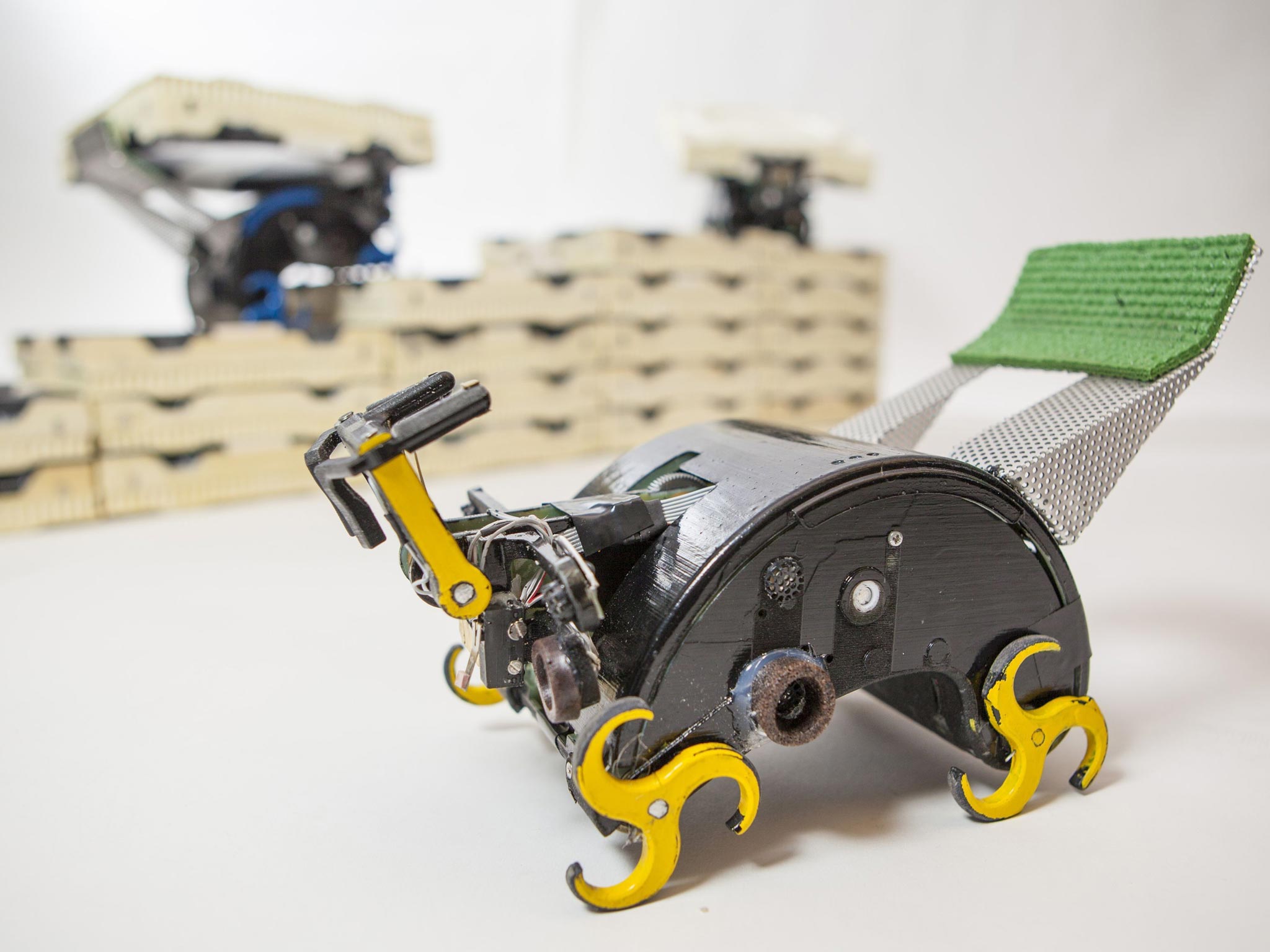 An autonomous construction crew of builder robots that behave like termites, which scientists have created