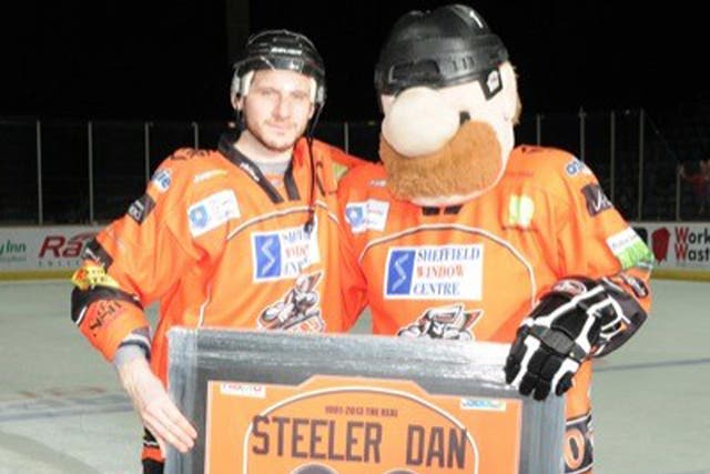 Mascot Steeler Dan is honoured by his team