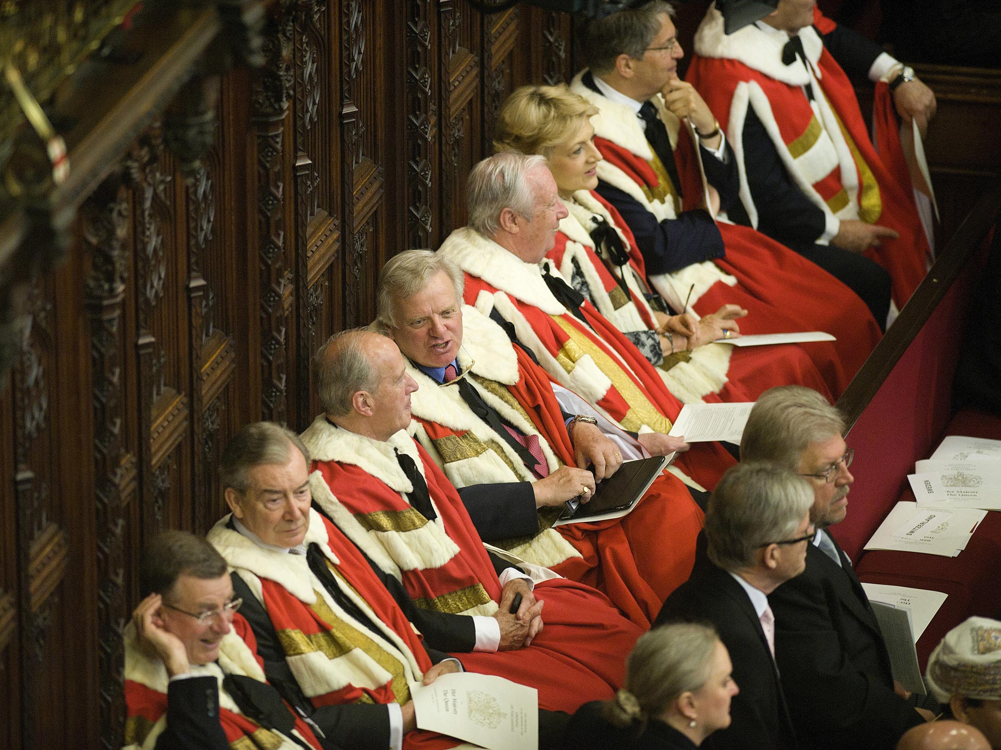 Peers will be banned from lobbying members of either the Commons or Lords ministers or government officials