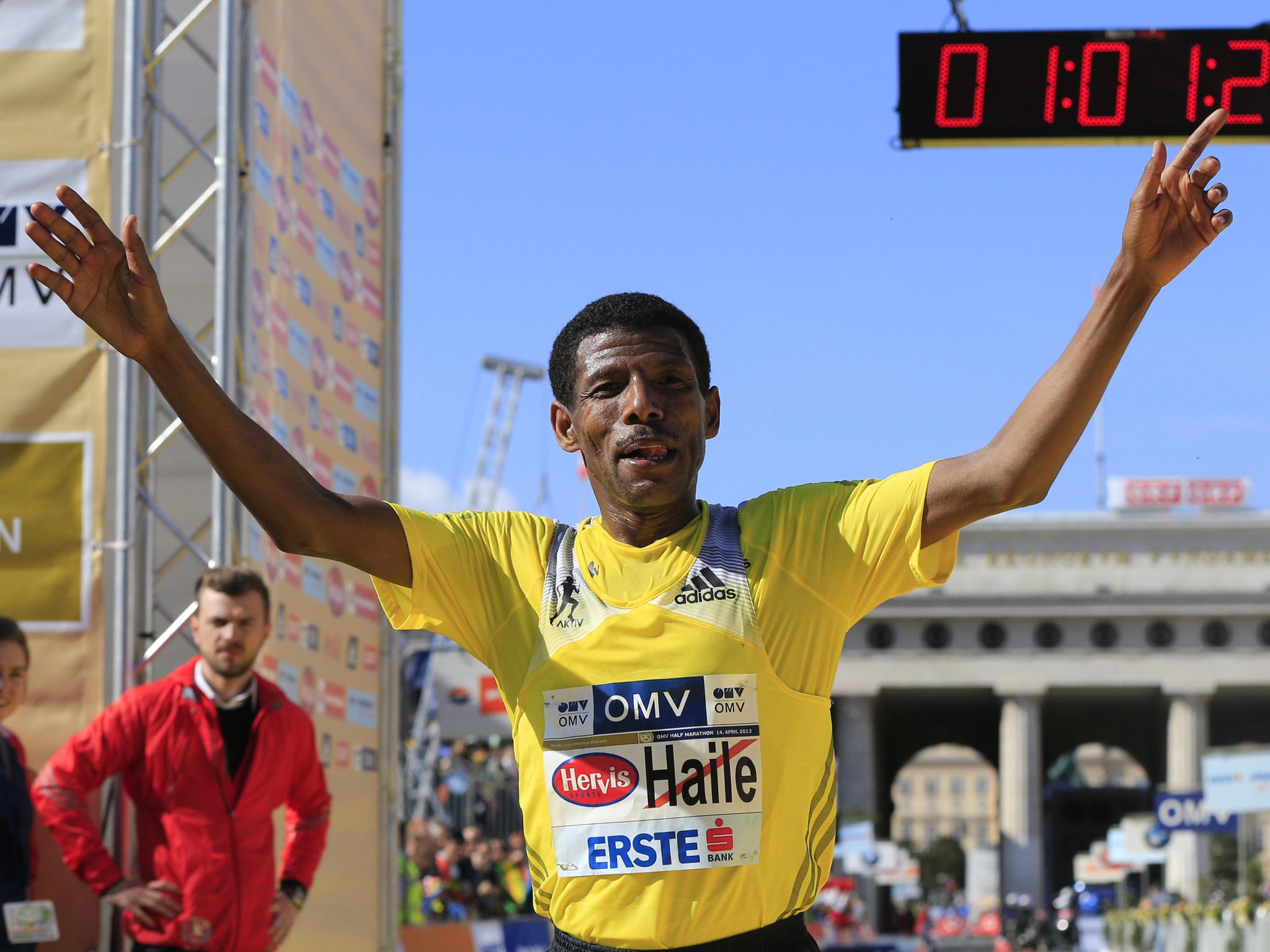 Haile Gebrselassie will set the pace at the London Marathon