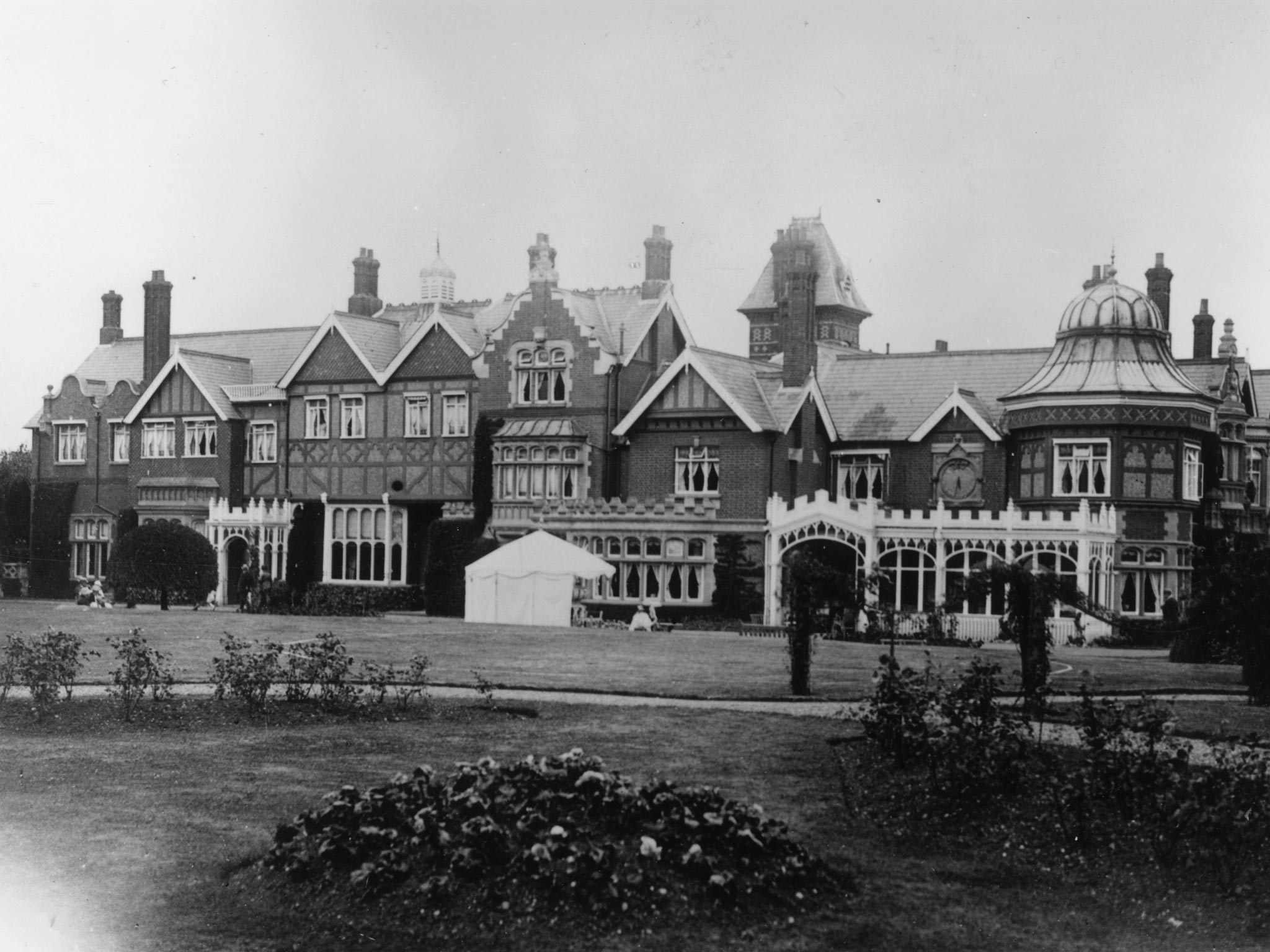 Bletchley Park which housed the first electronic digital computer