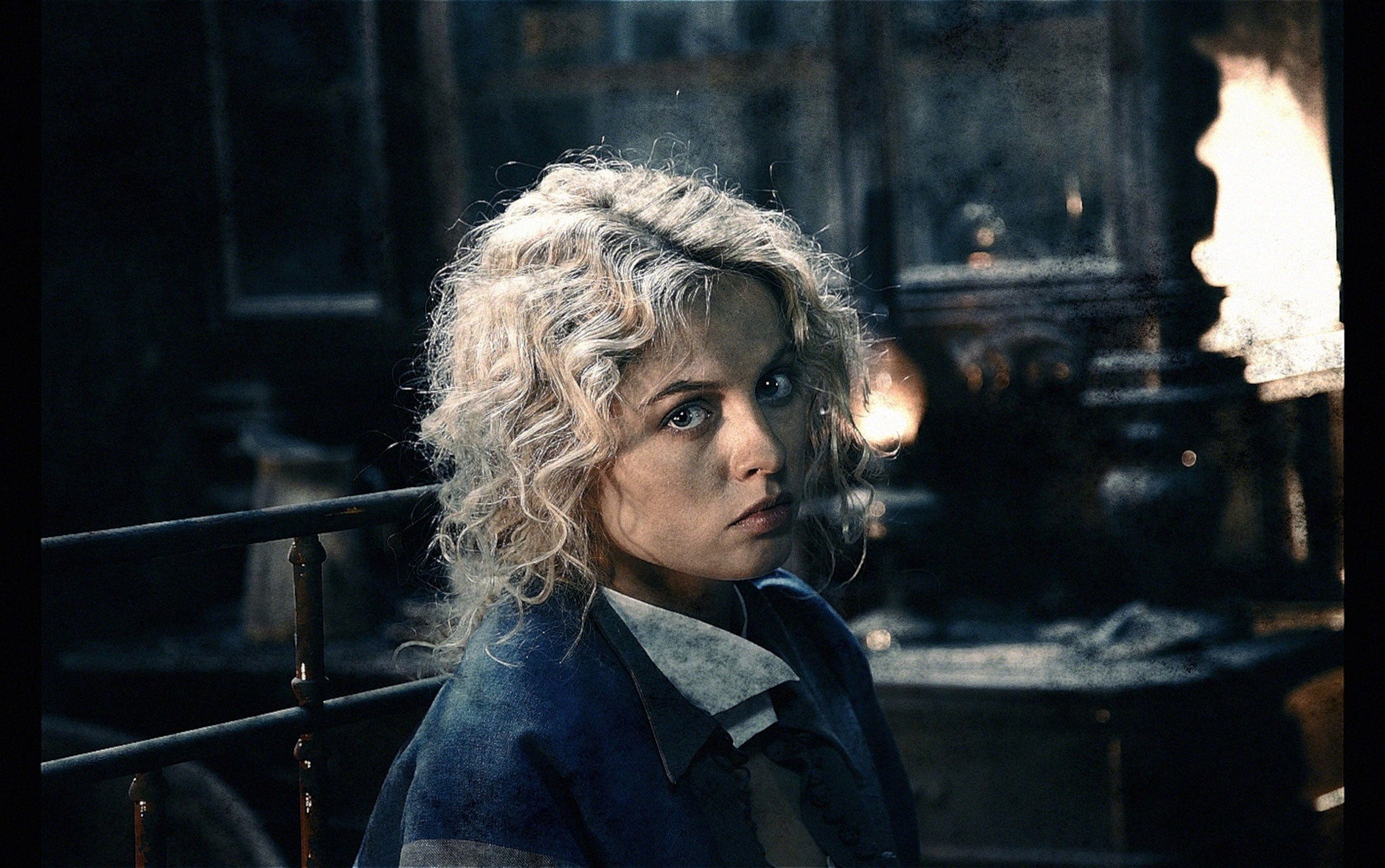Yanina Studilina in a scene from 'Stalingrad'
