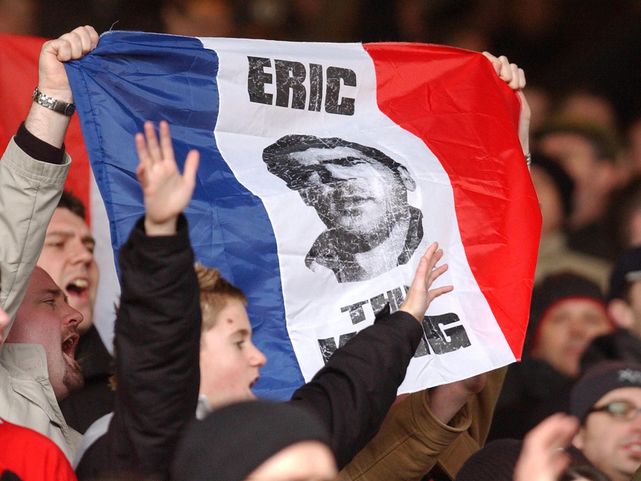 Manchester United fans salute Eric Cantona