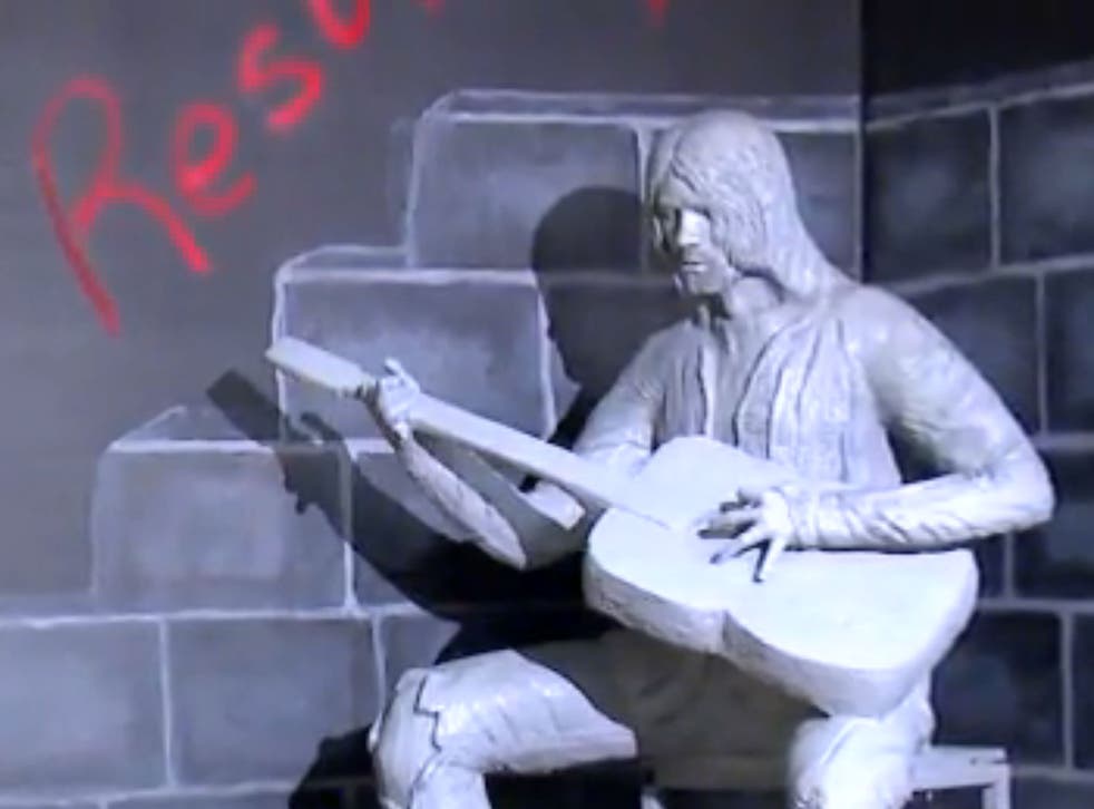kurt cobain honoured with crying statue