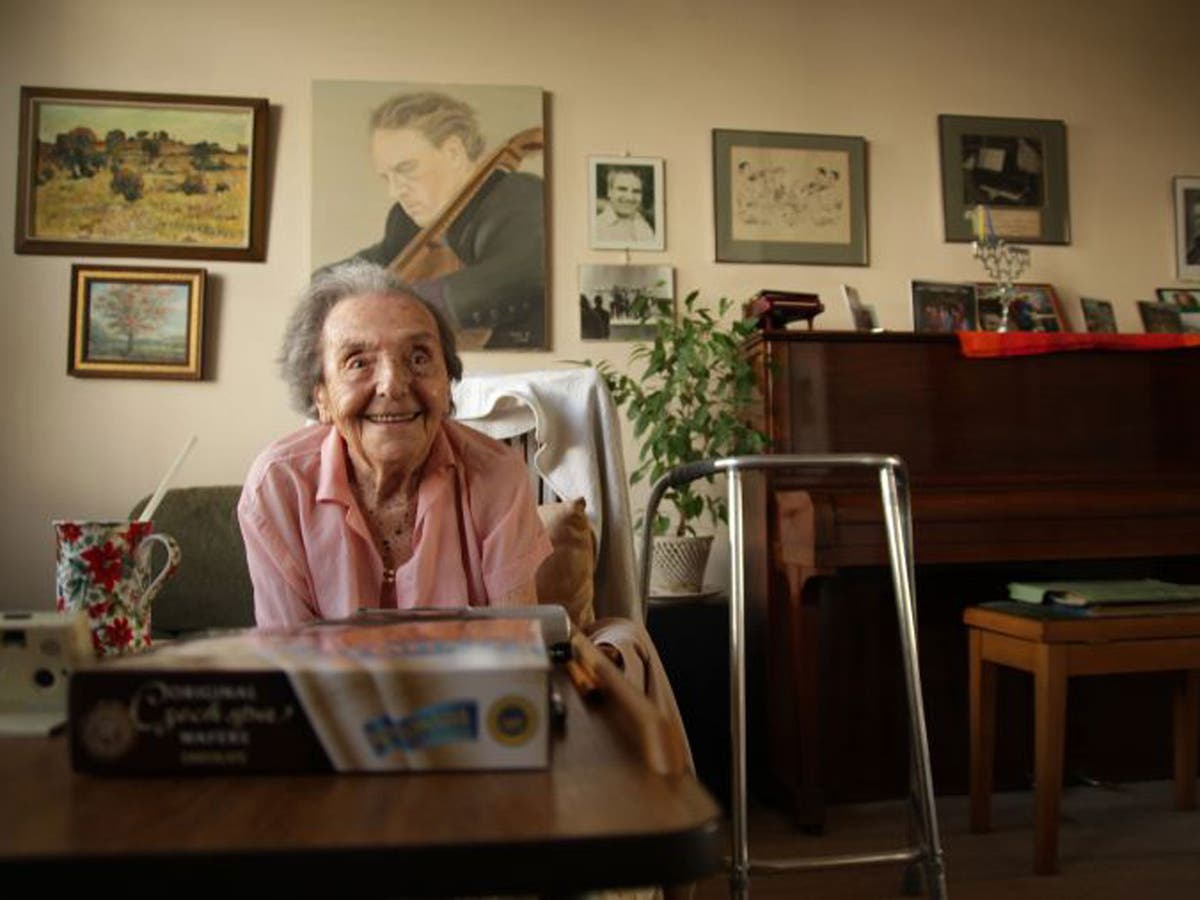 Alice Herz-Sommer: Pianist and oldest Holocaust survivor who became a ...