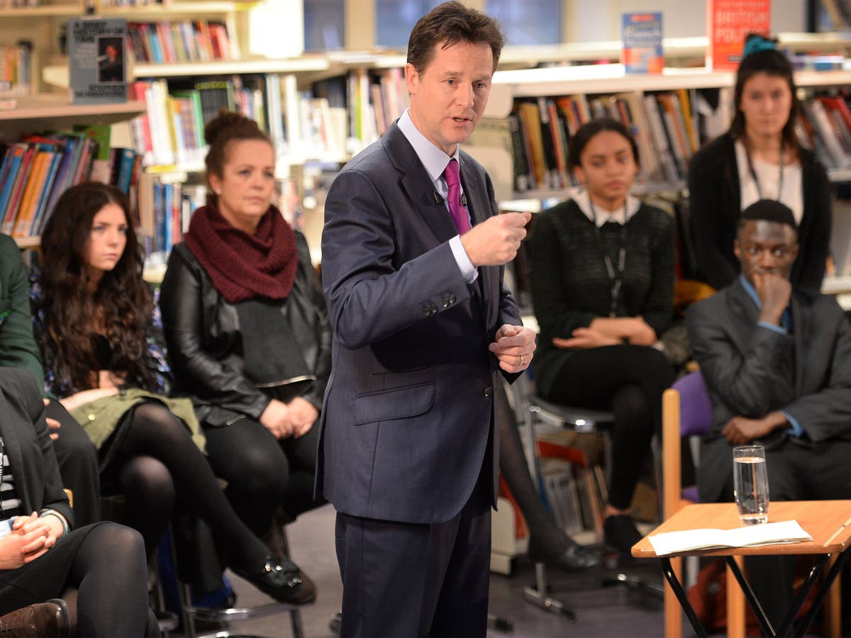 Nick Clegg pleads with students to trust the Lib Dems again in an ...