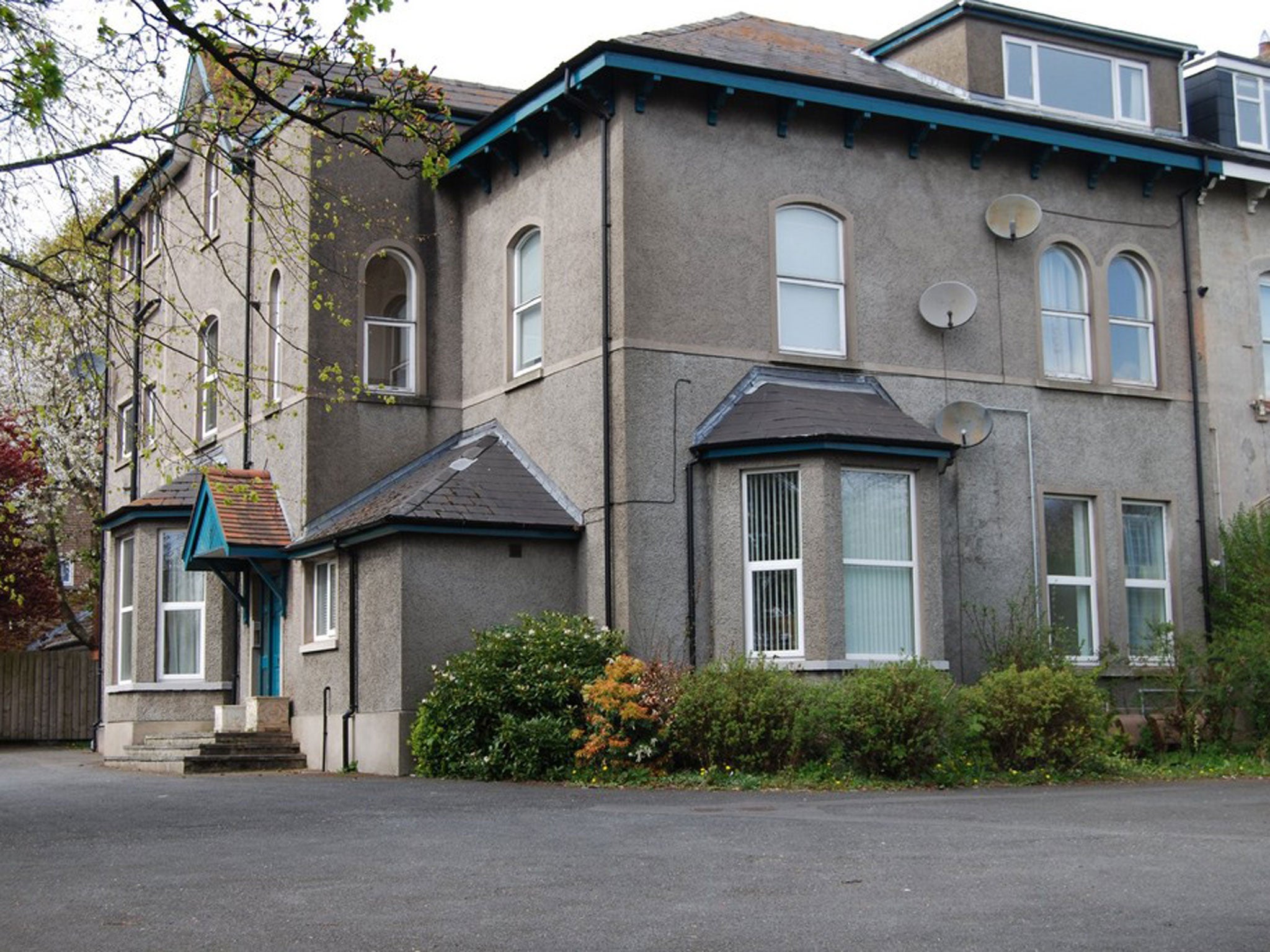 One bedroom flat to rent in Knock Road, Belfast. On with Martin & Co for £395 pcm  (£91 pw)   