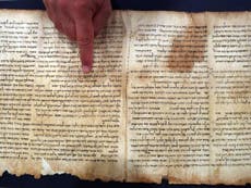 Read more


Dead Sea scrolls: world's oldest copy of the Ten Commandments to go on