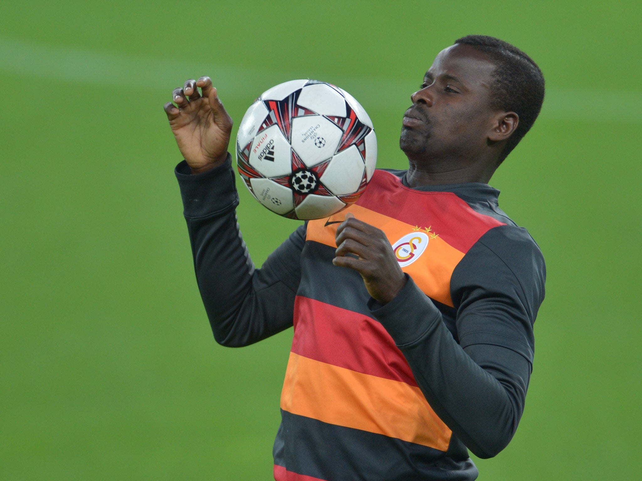 Emmanuel Eboue in action for Galatasaray