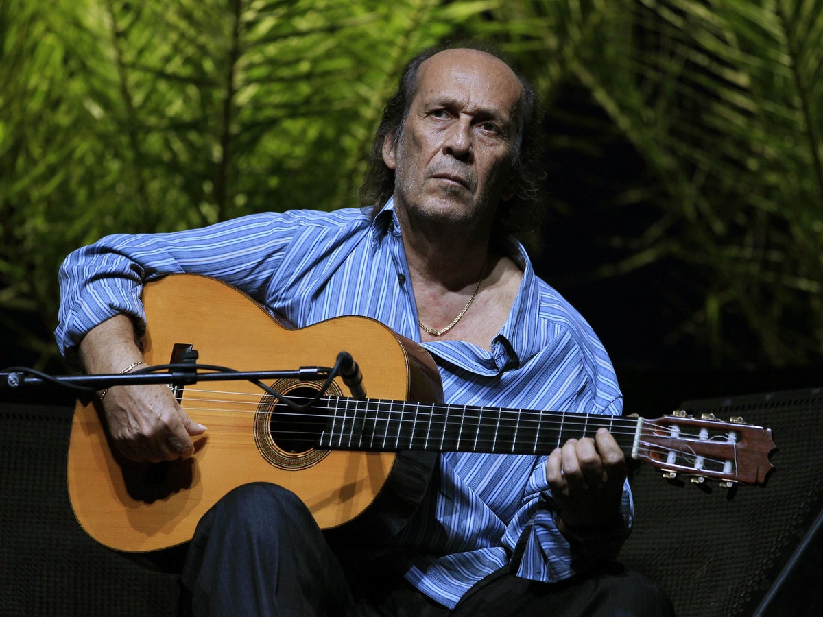 legetøj Undertrykke på den anden side, Paco de Lucia dead: Legendary Spanish flamenco guitarist dies aged 66 | The  Independent | The Independent