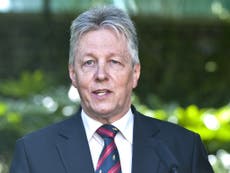 Peter Robinson says he never meant to insult Muslims