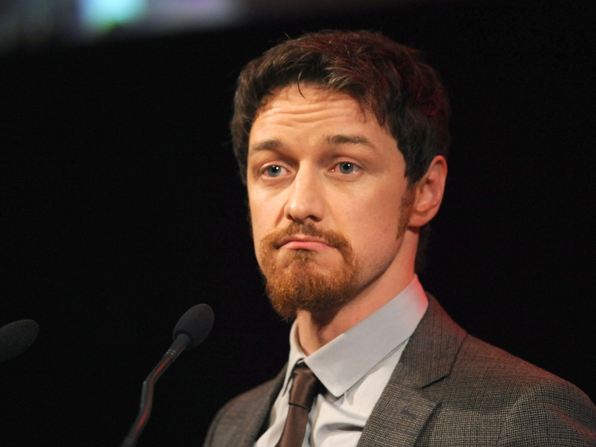 James McAvoy has stopped a play in order to tell someone off for using their mobile phone