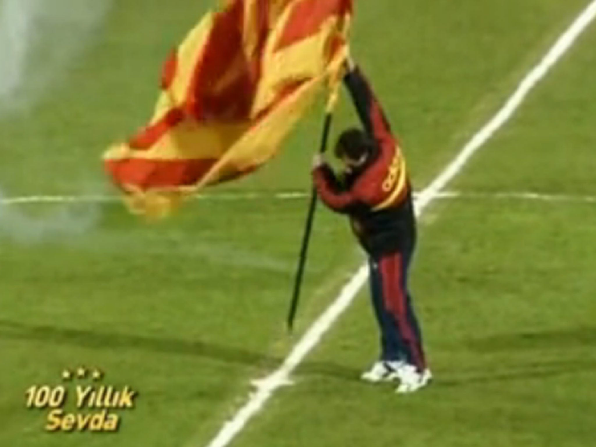Graeme Souness infamously plants a flag in the centre of the Fenerbahce pitch in 1996