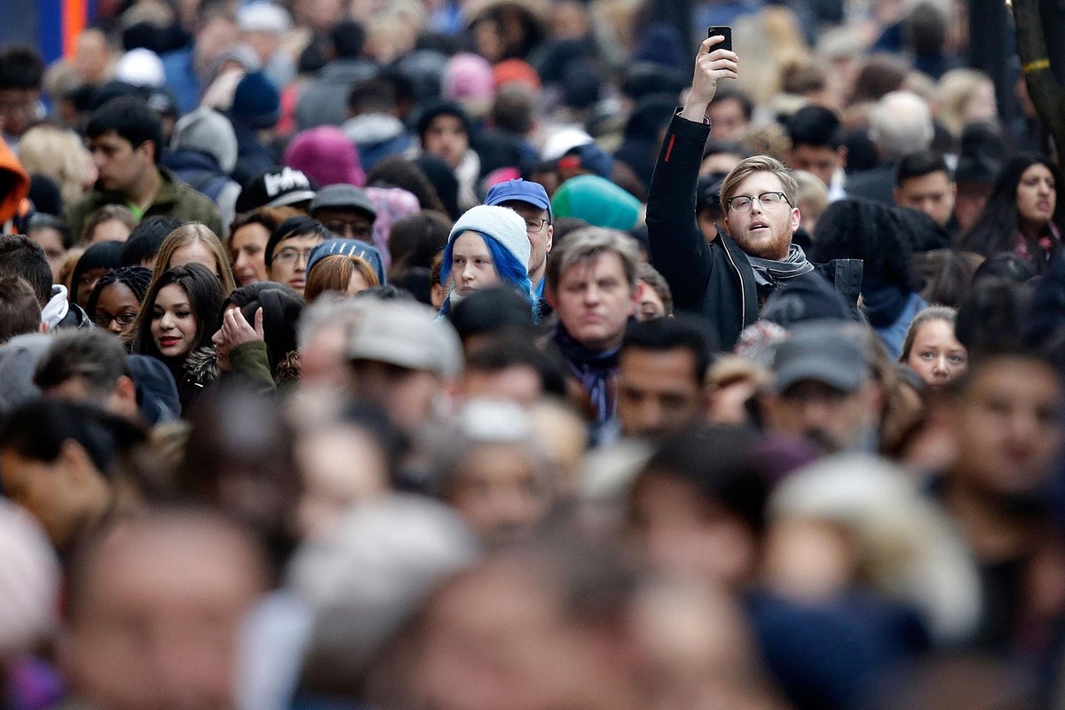 White people become less racist just by moving to more diverse areas ...