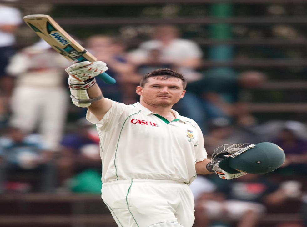 Graeme Smith celebrates a century for South Africa in 2010