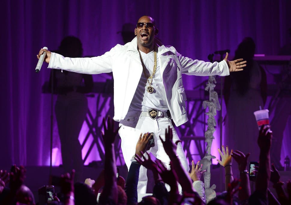 Image result for r kelly on stage