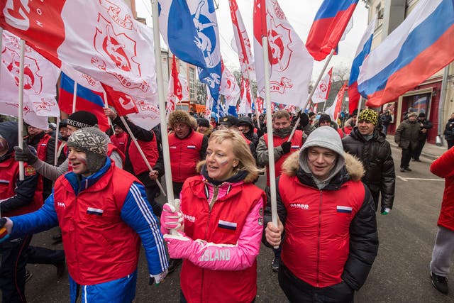 Pro-Kremlin activists march during a rally in support of ethnic Russians in Ukraine in central Moscow, March 2, 2014.