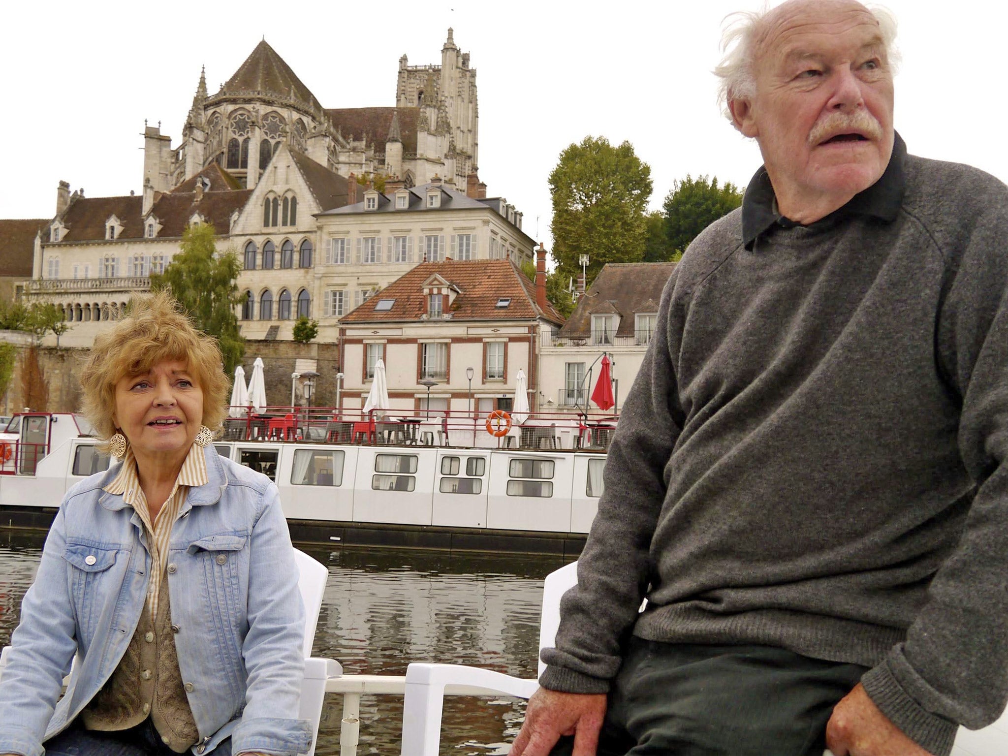 Timothy West and Prunella Scales in ‘Great Canal Journeys’