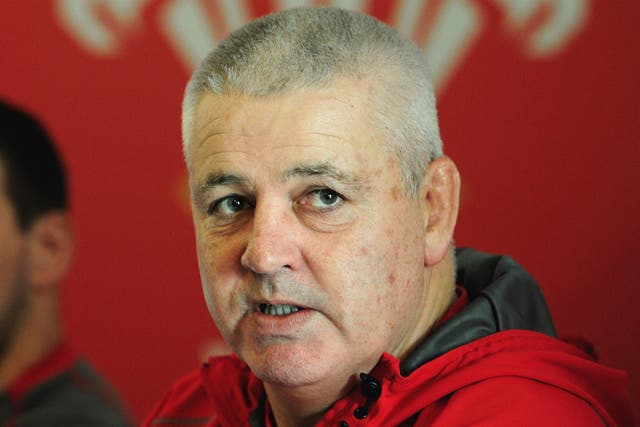 Warren Gatland, the Wales coach, believes a win at Twickenham would put doubts in England minds